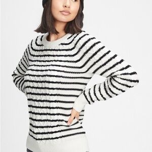 🔆 Gap Black & White Striped Cable-Knit Crewneck Sweater - Small NWT